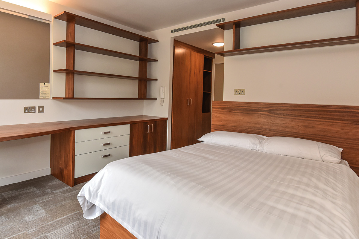 Wyng Gardens Guest Bedroom