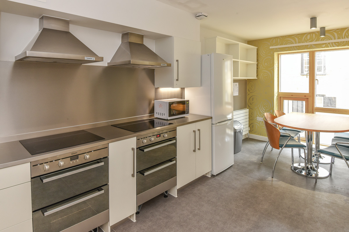 Wyng Gardens Communal Kitchen